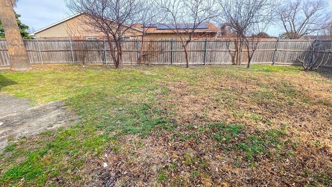 Building Photo - 5533 Sagers Blvd