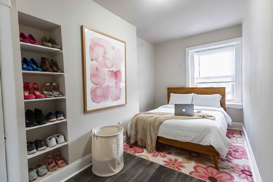 Building Photo - 4031 Locust St