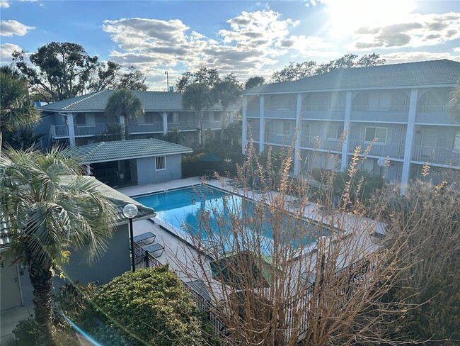 Building Photo - 122 Water Front Way