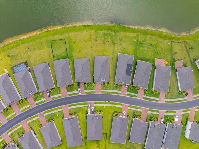Building Photo - 879 Stonewater Lk Ter
