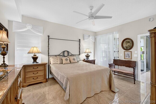 Building Photo - 12418 Crystal Pointe Dr
