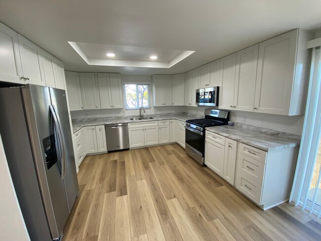 Building Photo - Completely Remodeled 3 Bedroom Cypress Hou...