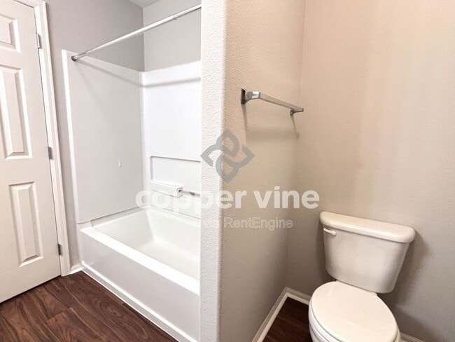 Building Photo - 160 Alyssum Dr