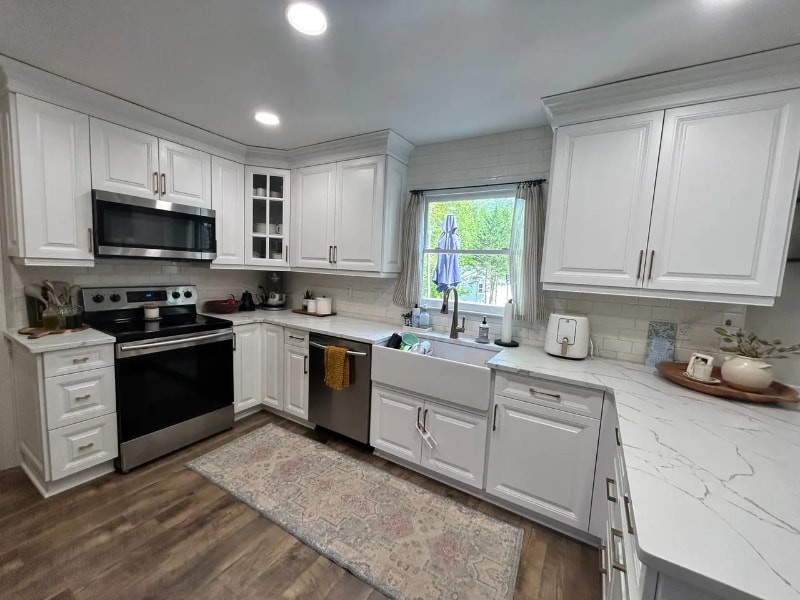 Building Photo - 10821 Sunset Hills Dr