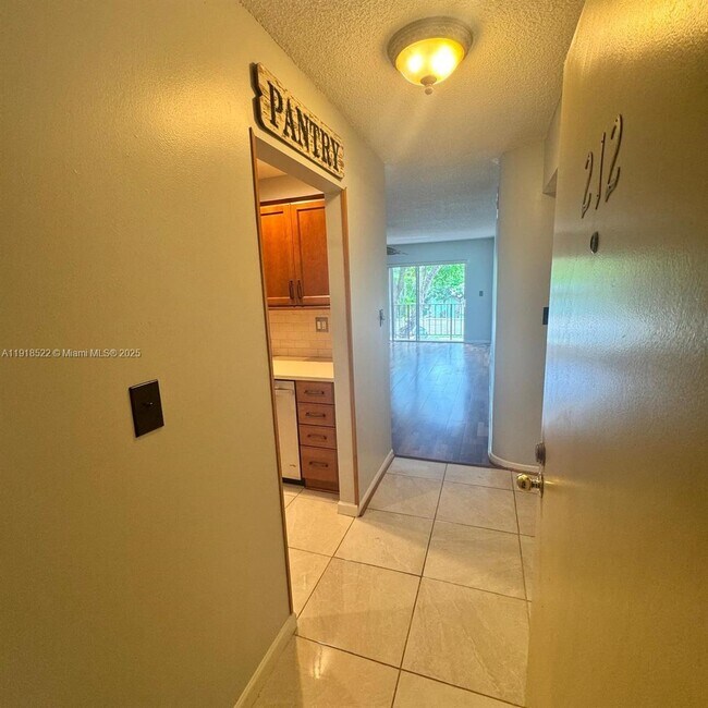 Building Photo - 12035 NE 2nd Ave