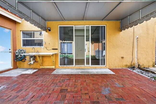 Building Photo - 8425 NW 141st Terrace