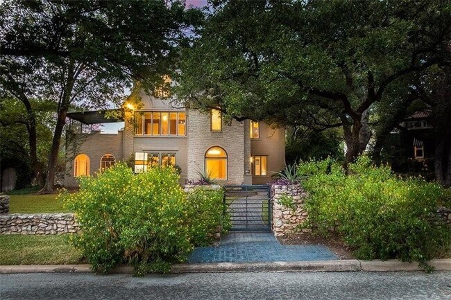 Building Photo - 1508 Marshall Ln