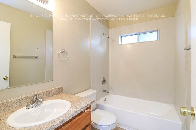 Building Photo - 4430 Bollenbacher Ave