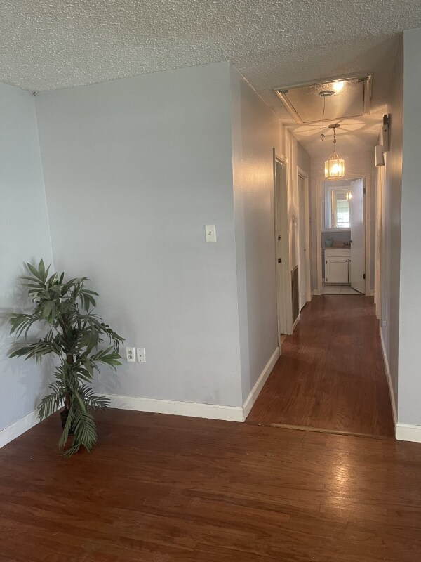 Building Photo - 13323 Briargrove Ave