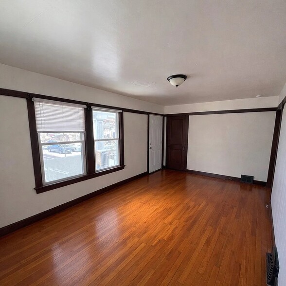 Building Photo - 3181 W 82nd St