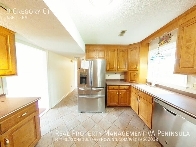 Building Photo - Single Home in Holiday Park of Hampton for...