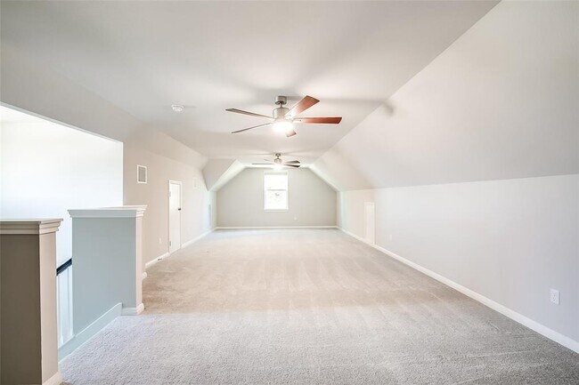 Building Photo - 1301 Low Branch Ln