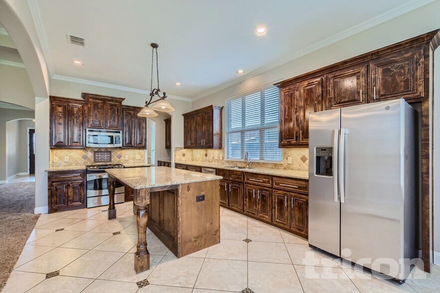 Building Photo - 126 Griffin Ave