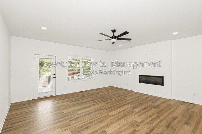 Building Photo - 32 Nickel Dr