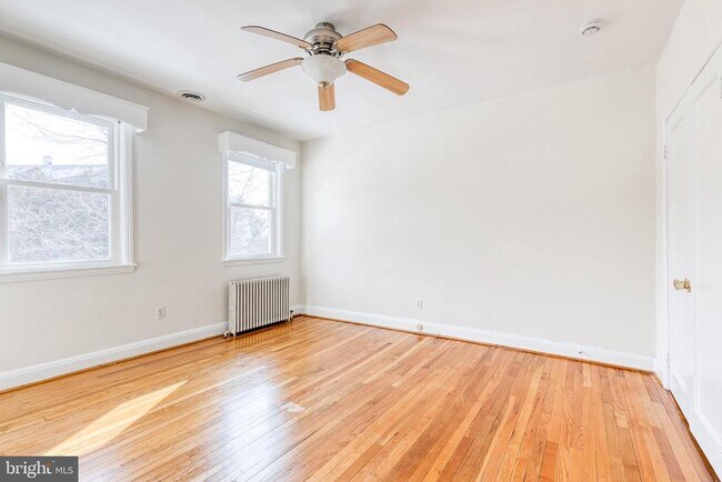 Building Photo - 3918 Beech Ave