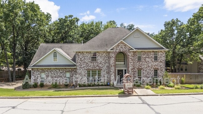 Primary Photo - 1220 Renaissance Dr