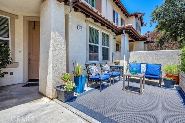 Building Photo - 154 Via Katrina