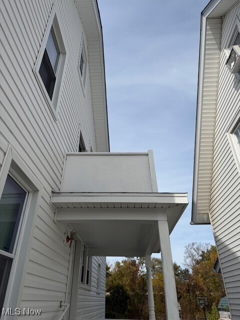 Building Photo - 110 Bell Ave