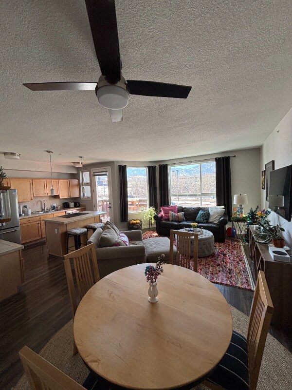 Building Photo - 2810 E College Ave