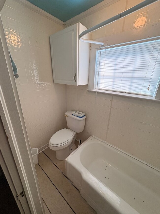 Building Photo - **FALL 2026 PRELEASING**