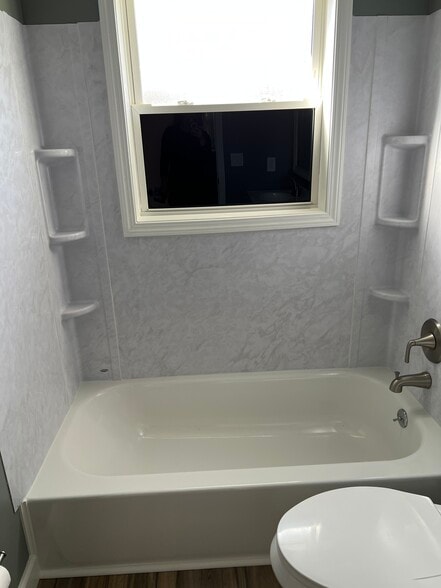main bathroom - 6435 Myron Ave