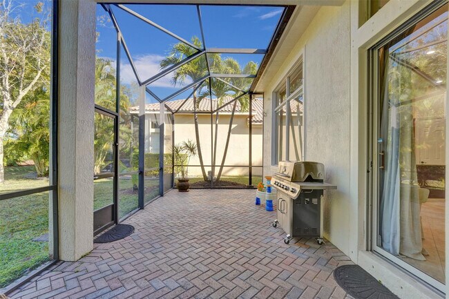 Building Photo - 7421 NW 115th Terrace