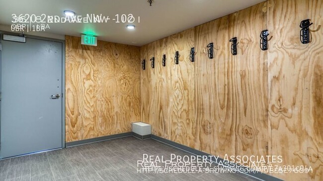 Building Photo - 3620 2nd Ave NW