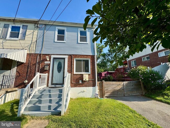 Building Photo - 7204 Glenridge Dr