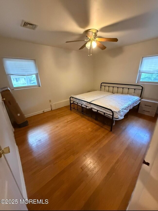 Building Photo - 221 Harrison Ave