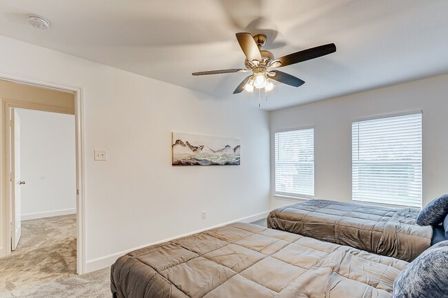 Building Photo - 14510 Sanour Dr