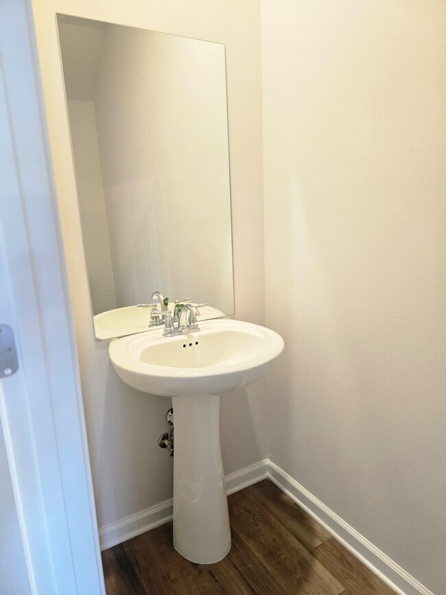 Building Photo - 190 Turpentine Dr