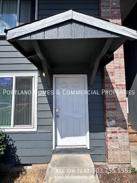 Building Photo - 15762 SE Division St