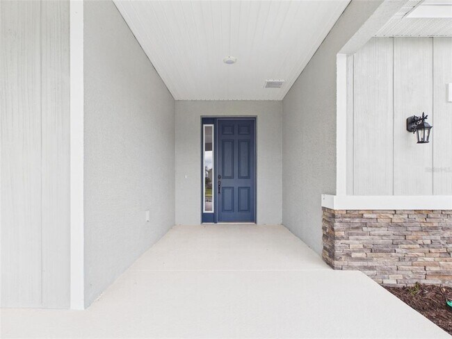 Building Photo - 5717 SW 71st Ct