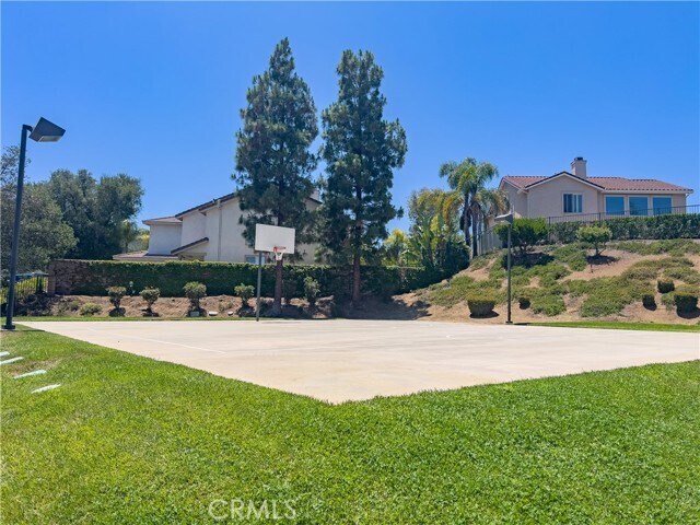 Building Photo - 1699 Ramona Dr