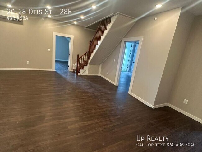 Building Photo - 20-28 Otis St-28E