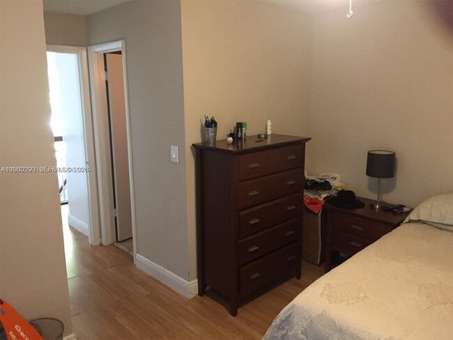 Building Photo - 2191 Bayberry Dr