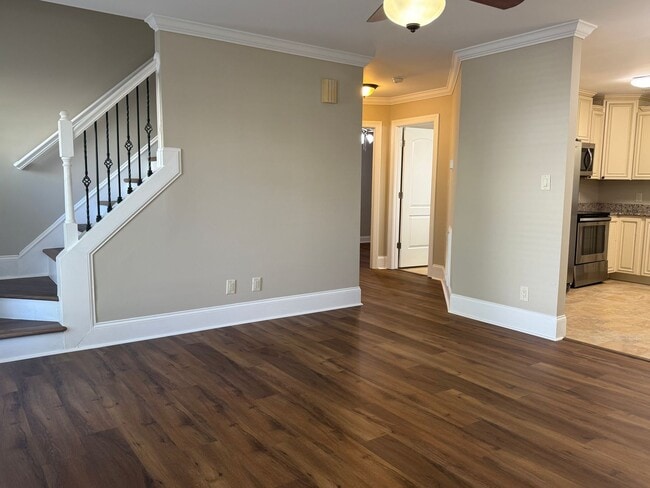 Building Photo - Amazingly Spacious Residence, Available Now!