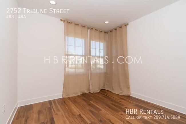 Building Photo - 2752 Tribune St