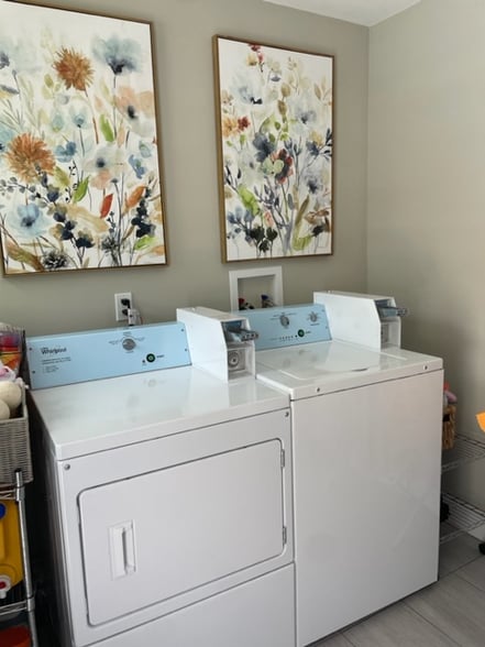 Building Photo - 931 21st St