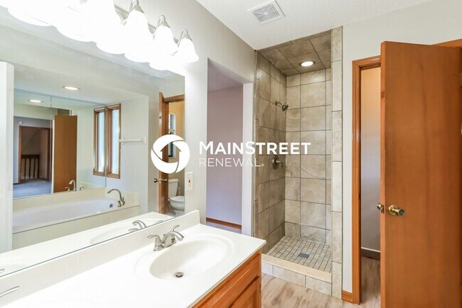 Building Photo - 3 Bedroom Pet-Friendly Home in Fleming Island, FL with Main Street Renewal