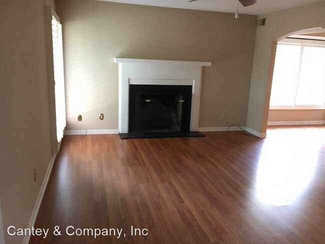 Building Photo - 2 br, 2.5 bath House - 140 Lionsgate Drive