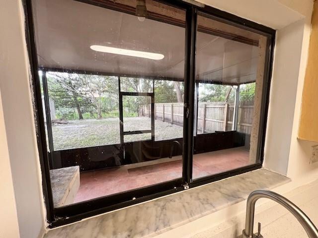 Building Photo - 8331 SW 39th Ct