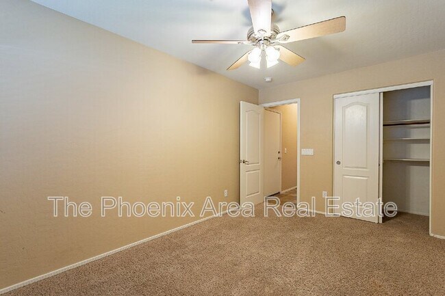 Building Photo - 2287 W Periwinkle Way