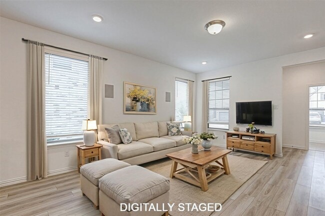 Building Photo - 2305 Cobbler St