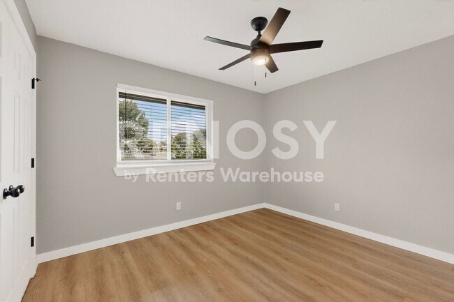 Building Photo - 507 S Spring Creek Dr