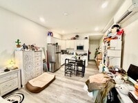 Building Photo - 5 Fremont St