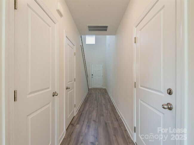 Building Photo - 2606 Arbor Loop Dr