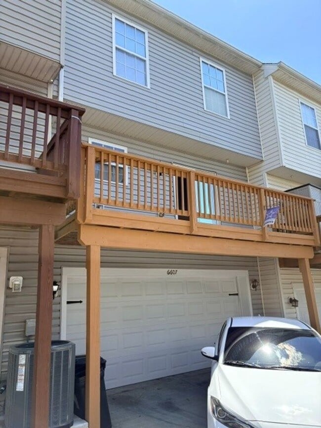 Building Photo - 2 Bedroom Garage Townhouse in Cromwell Fountain, Glen Burnie