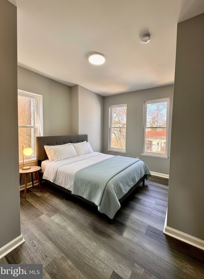 Building Photo - 2925 W Susquehanna Ave