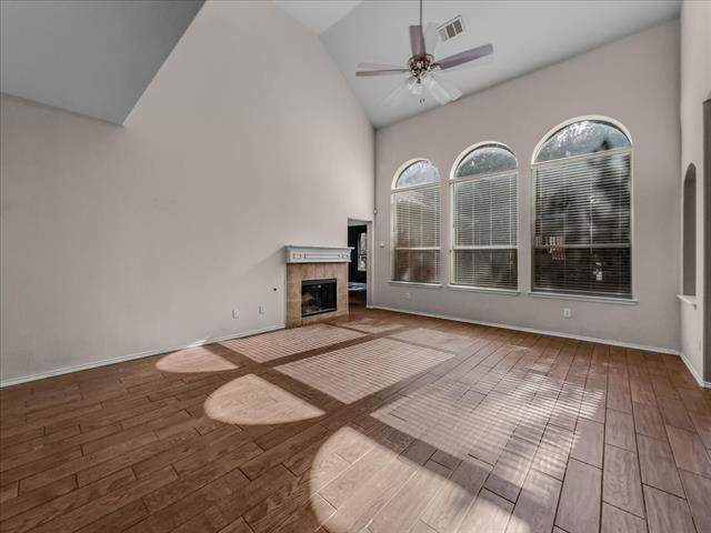 Building Photo - 6 Brairwood Ct